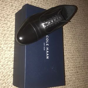 Cole Haan dress shoes, Black.